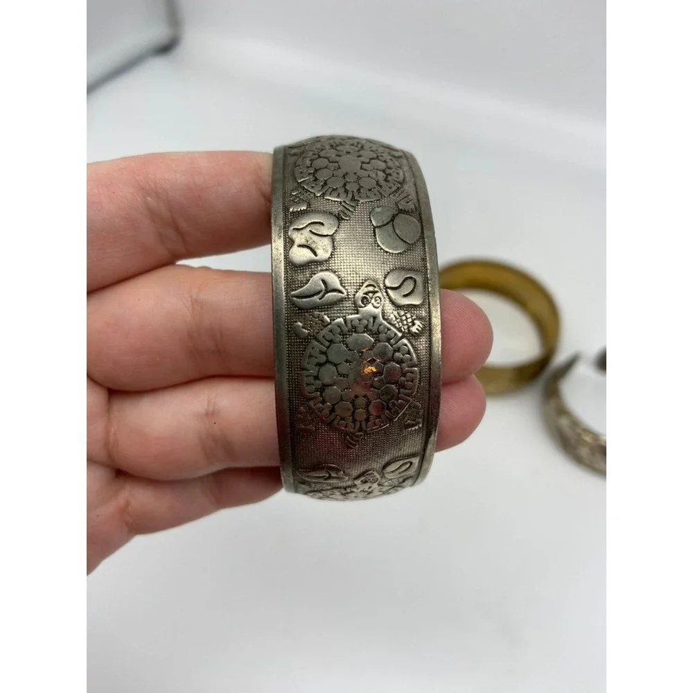 Set of 3 Vintage Boho Cuff Bracelets‎ Ornate Floral Leaf Gold Tone Silver Tone